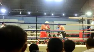 Prince Albert Pagara vs. thailander 2nd rd. tko... 2 - HD