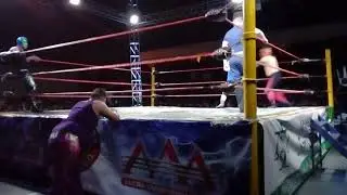 Flash Boy y Rosabel vs Fly Metal y Tygon