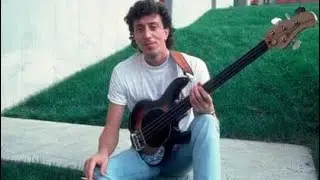 Pete Townshend - Give Blood (bass only)