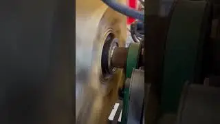 Manually testing the fan clutch before installing.