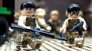 Black Hawk Down Helicopter Crash Battle in LEGO by Brickmania