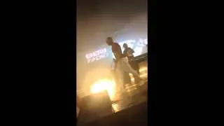 Fekky - Still Sittiin' Here (LIVE)