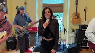 “When will I be loved” Linda Ronstadt cover 