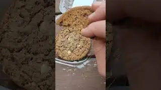 Kwik Trip Cookies & Creme Cookies - Cookies Inside of Cookies