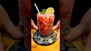 𝙎𝙃𝘼𝙍𝙋 & 𝙁𝙍𝙀𝙎𝙃 | kiwi berry citrus mocktail 🥝 #shorts #mocktailrecipe