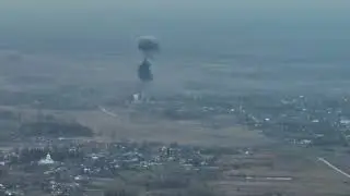 Ambush and brave attack of Ukrainian tank against the Russian armored column