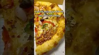We tried food influencer Nikhil's(@Hmmofficial) restaurant Pizza Da Nik's pizzas #shorts
