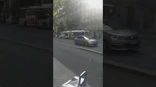depart d'un urbanway 18 hybride IDFM sur la ligne 31 RATP &agrave; marcadet poissonnier