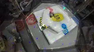 Bot Bash Cup 2017 150g : Angry Paperweight vs Dust Bunny