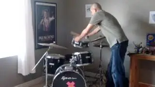Buying Your First Drum Set - The Minimum That You Need