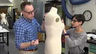Costuming THE CROWN