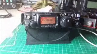 Simple Yaesu FT817 Stand
