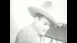 The Desert Trail (1935)