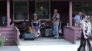Southern Voice Band - Drinks After Work (Cover)