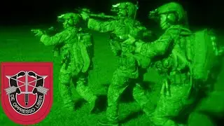 Армия США. Солдаты 7-й Группы Специального Назначения (ВДВ) на тренировках.