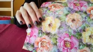 ASMR dárkové papírové tašky, šeptání, obtahování/ASMR paper gift bags, whispering, tracing