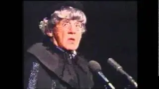 Willy Lustenhouwer,Malviene mè klaps achter t'gat