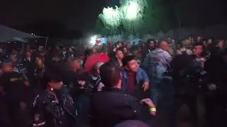 alambre de p&uacute;as - algo huele a muerto punkytud fest 2022