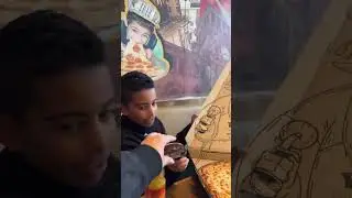 World&rsquo;s Biggest Slice of Pizza found in Los Angeles #pizza #worldsbiggest #explorela