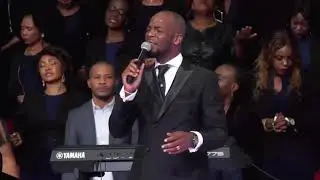 Jelson Jo&atilde;o sings Hyms