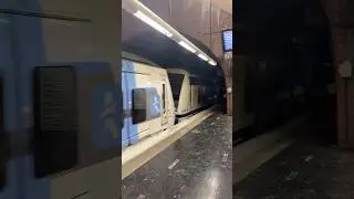 UM2 MI2N mixte IDFM/IDF. #shorts #ratp #train #mi2n #railway #idf #idfm #france #paris #rera #nation