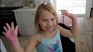 Which surprise bath bomb toy will we get?