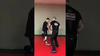 Клинч  - является одним из наиболее сложных аспектов в тренировочном процессе.🔪