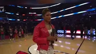 Keke palmer's, Sings National Anthem At Chicago Bulls Game