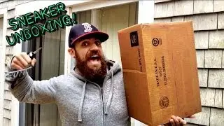 GIFT SNEAKER UNBOXING FROM ALLTHINGSPHILLY93!