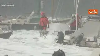 Mareggiata in Friuli, gravi danni al porticciolo di Barcola