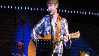Eric Vazquez visits Oaklawn Opry