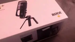 Unboxing my RØDE NT-USB microphone