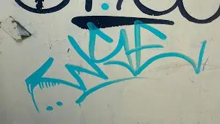 Graffiti bombing#10 Tags with friends in the city