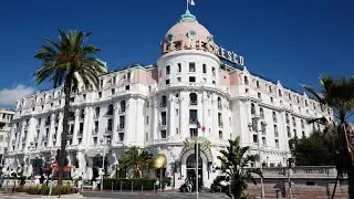 À Nice, l'hôtel 