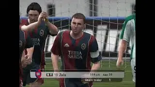 Winning eleven 9 - Zola marca de falta a 30m.