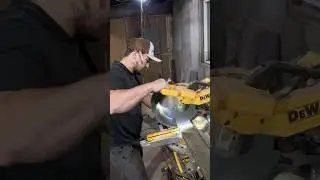 Сделал для мамы подставку для седел из переработанной древесины #столярноедело #лошади #сделайсам
