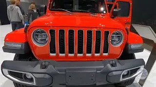 2020 Jeep Gladiator Overland 4X4 - Exterior and Interior Walkaround - 2020 Auto Show