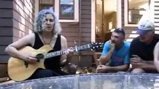 Nancy Conescu and Mike Doolin playing 'Thinking ever Thinking'