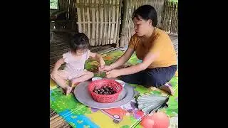 &ldquo;Daily Struggles and Joys of Phuong Anh and Her Single Mother | Inspiring Family Life Story&rdquo;