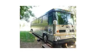 1987 MCI 9 Bus Conversion (photo slideshow)