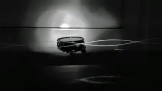 String resonance with strobe light