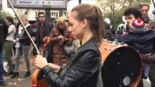 Video: Touching moment captured in front of site of Paris massacre