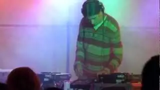 Rob da bank Djing at Vdub Island 2012!