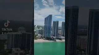 Flying in Grant Cardone&rsquo;s Helicopter over Miami! 😍 #shortvideo