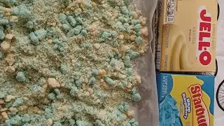 Blue Raspberry Dessert Crunch #howtomake #crunch #jello
