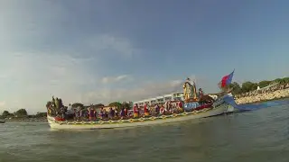 CAORLE_PROCESSIONE ACQUEA_LA CAORLINA GRANDE DELLA CITTA' DI CAORLE SEGUITA DALLE BARCHE A REMI_ak.
