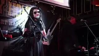 Оля Восконьян - Странный танец / Olya Voskonyan - Strange Dance (Live in club Many-Hanny 03 11 2019)