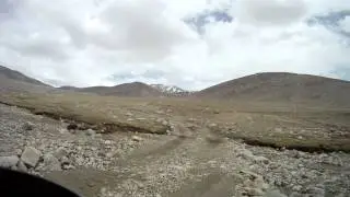 Ascending Marsimik La - Highest motorable (?) Pass in the world