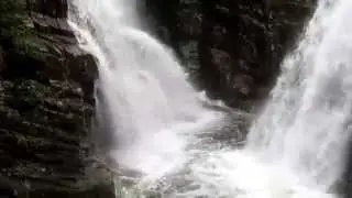 Mureung Valley, Ssang twin waterfalls