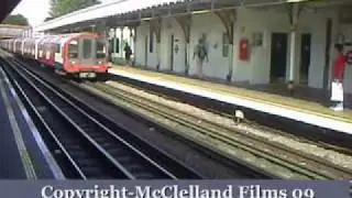London Underground-Central Line-1992 Stock Westbound at Leyton Tube Station-24th August 2009